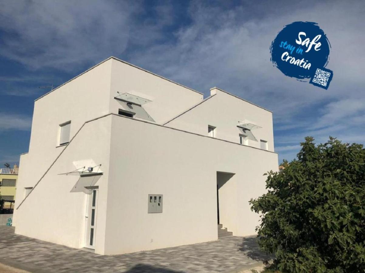 Apartmani Hiza I Vila Betina  Exterior photo